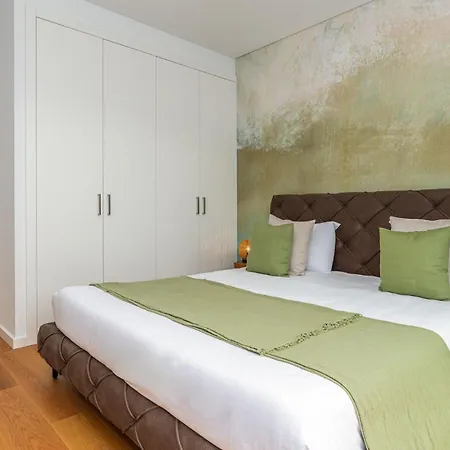 Elysium - Designer With Ocean View, Heated Pool, Jacuzzi & Sauna Villa