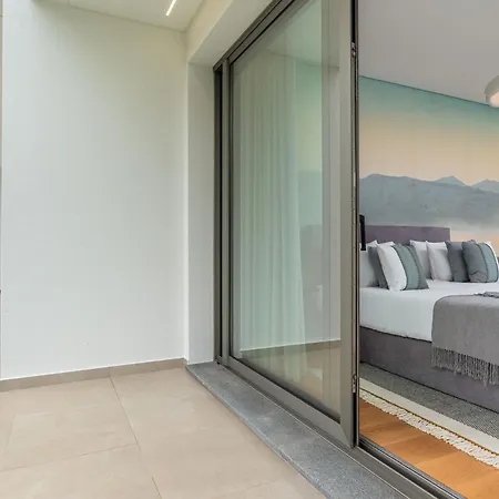 Villa Elysium - Designer With Ocean View, Heated Pool, Jacuzzi & Sauna São Vicente