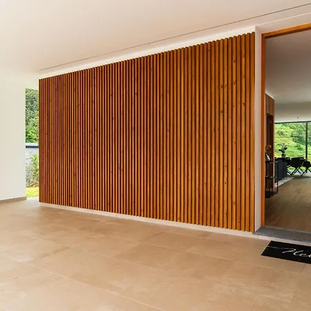 Villa Elysium - Designer With Ocean View, Heated Pool, Jacuzzi & Sauna *