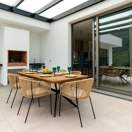 Elysium - Designer With Ocean View, Heated Pool, Jacuzzi & Sauna Willa São Vicente