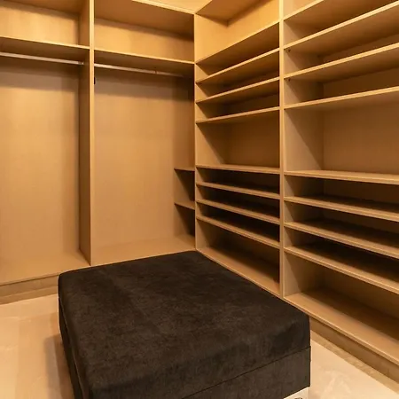 Elysium - Designer With Ocean View, Heated Pool, Jacuzzi & Sauna فيلة