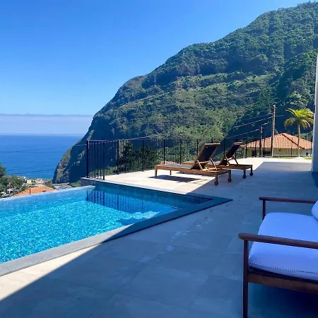 Elysium - Designer With Ocean View, Heated Pool, Jacuzzi & Sauna فيلة São Vicente