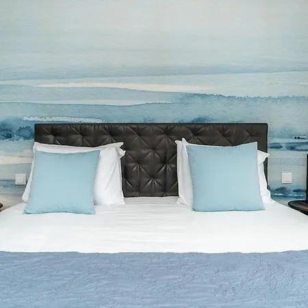 Elysium - Designer With Ocean View, Heated Pool, Jacuzzi & Sauna فيلة São Vicente