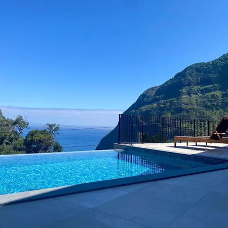 فيلة Elysium - Designer With Ocean View, Heated Pool, Jacuzzi & Sauna