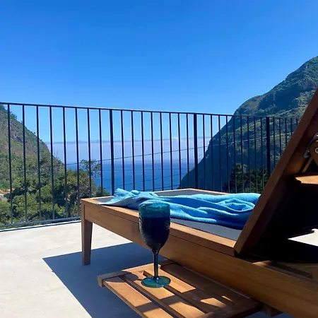 Elysium - Designer With Ocean View, Heated Pool, Jacuzzi & Sauna São Vicente