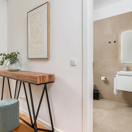 Elysium - Designer With Ocean View, Heated Pool, Jacuzzi & Sauna 别墅