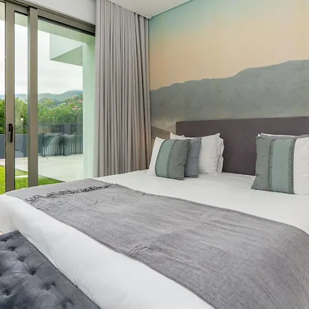 Elysium - Designer With Ocean View, Heated Pool, Jacuzzi & Sauna Villa São Vicente