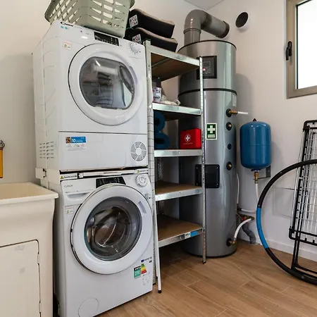 Willa Elysium - Designer With Ocean View, Heated Pool, Jacuzzi & Sauna