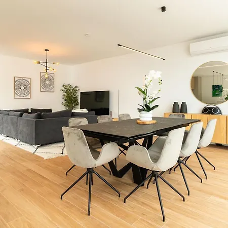 Elysium - Designer With Ocean View, Heated Pool, Jacuzzi & Sauna فيلة São Vicente