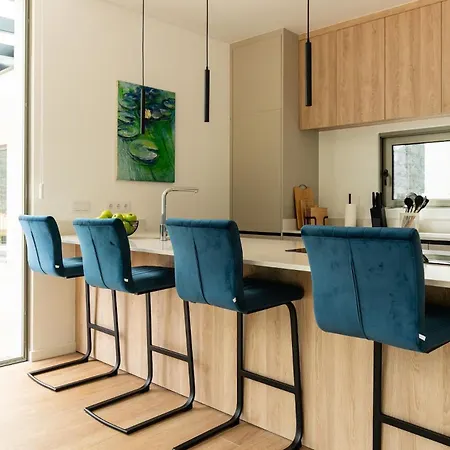 Elysium - Designer With Ocean View, Heated Pool, Jacuzzi & Sauna São Vicente