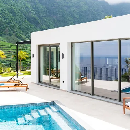 Elysium - Designer With Ocean View, Heated Pool, Jacuzzi & Sauna São Vicente