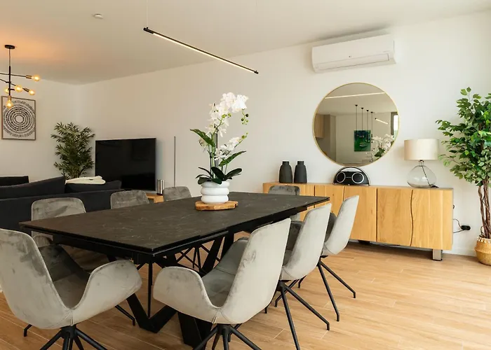 Elysium - Designer With Ocean View, Heated Pool, Jacuzzi & Sauna 빌라 São Vicente