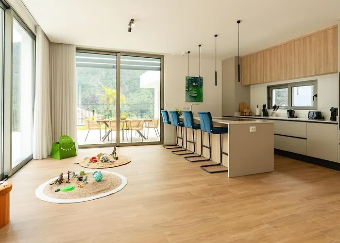 빌라 Elysium - Designer With Ocean View, Heated Pool, Jacuzzi & Sauna São Vicente